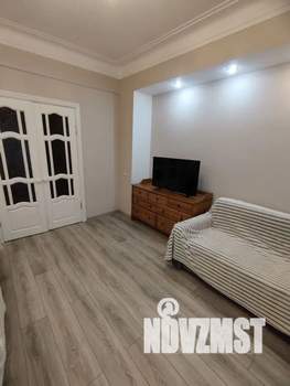 2-к квартира, посуточно, 45м2, 1/2 этаж