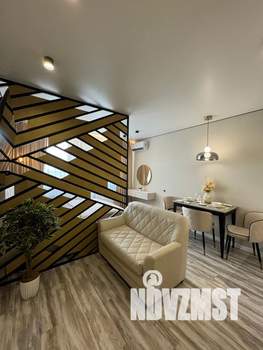 Студия квартира, посуточно, 33м2, 18/18 этаж