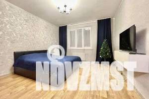 1-к квартира, посуточно, 42м2, 11/18 этаж