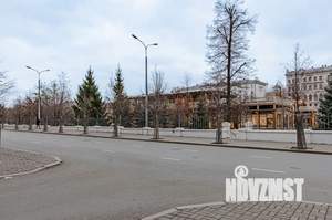 Студия квартира, посуточно, 47м2, 3/6 этаж