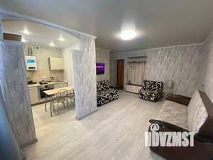 3-к квартира, посуточно, 50м2, 1/1 этаж