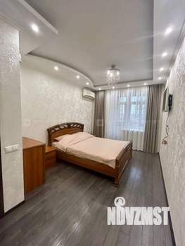 3-к квартира, на длительный срок, 115м2, 3/22 этаж