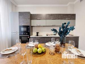 2-к квартира, посуточно, 64м2, 1/1 этаж