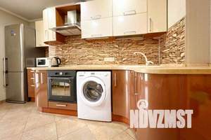 2-к квартира, посуточно, 55м2, 9/18 этаж