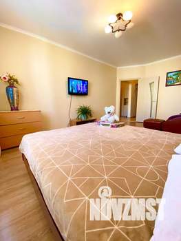 1-к квартира, посуточно, 36м2, 8/12 этаж