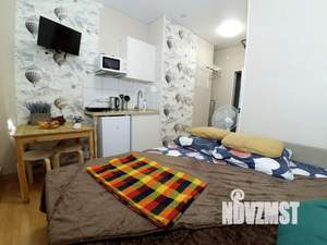 Студия квартира, посуточно, 14м2, 1/4 этаж