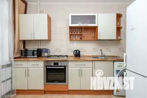1-к квартира, посуточно, 48м2, 8/10 этаж