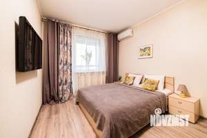 1-к квартира, посуточно, 47м2, 1/1 этаж
