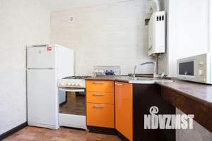 1-к квартира, посуточно, 34м2, 1/1 этаж