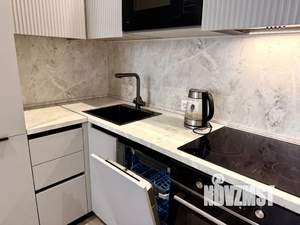 Студия квартира, посуточно, 28м2, 17/24 этаж