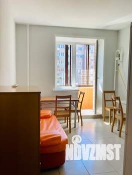 1-к квартира, посуточно, 40м2, 5/5 этаж