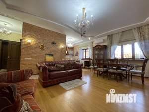 4-к квартира, на длительный срок, 130м2, 5/5 этаж