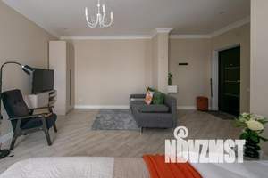 1-к квартира, посуточно, 38м2, 6/9 этаж