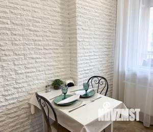 1-к квартира, посуточно, 43м2, 13/24 этаж