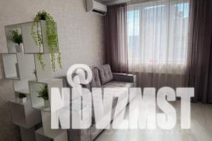 1-к квартира, посуточно, 48м2, 18/21 этаж