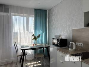 Студия квартира, посуточно, 32м2, 19/25 этаж