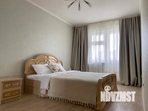 2-к квартира, посуточно, 54м2, 8/10 этаж