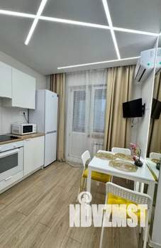 1-к квартира, посуточно, 42м2, 16/20 этаж