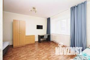 1-к квартира, посуточно, 44м2, 7/10 этаж