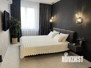 2-к квартира, посуточно, 62м2, 15/20 этаж