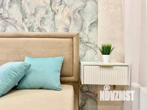 1-к квартира, посуточно, 42м2, 12/22 этаж