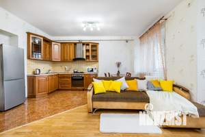 1-к квартира, посуточно, 49м2, 1/1 этаж