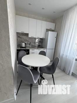 1-к квартира, посуточно, 33м2, 8/10 этаж