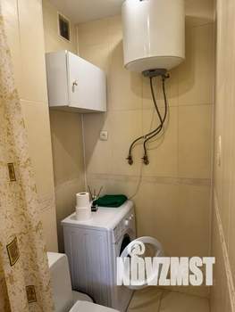 Студия квартира, посуточно, 42м2, 15/18 этаж