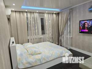 1-к квартира, посуточно, 33м2, 5/9 этаж