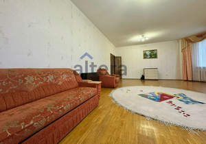 4-к квартира, на длительный срок, 140м2, 4/5 этаж