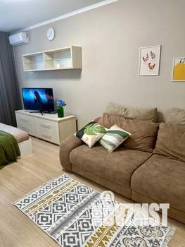 1-к квартира, посуточно, 40м2, 6/24 этаж