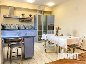 4-к квартира, посуточно, 205м2, 5/5 этаж