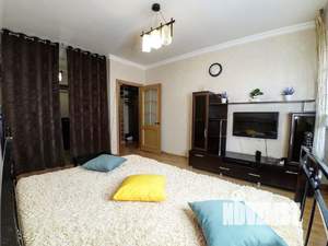 1-к квартира, посуточно, 40м2, 11/19 этаж