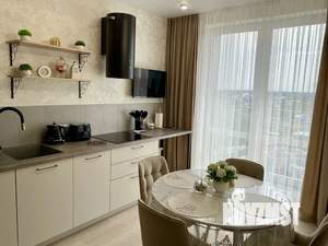 1-к квартира, посуточно, 37м2, 8/9 этаж