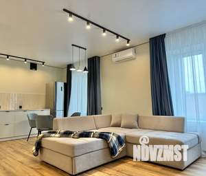 Студия квартира, посуточно, 45м2, 2/9 этаж