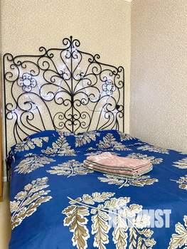1-к квартира, посуточно, 35м2, 6/9 этаж