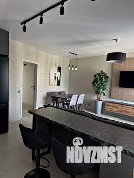 2-к квартира, посуточно, 60м2, 10/10 этаж