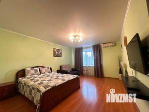 1-к квартира, посуточно, 47м2, 1/1 этаж