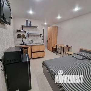 Студия квартира, посуточно, 17м2, 1/8 этаж