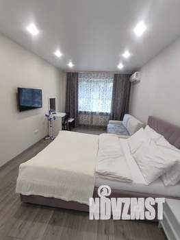 1-к квартира, посуточно, 39м2, 1/10 этаж