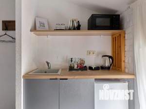 1-к квартира, посуточно, 12м2, 1/1 этаж