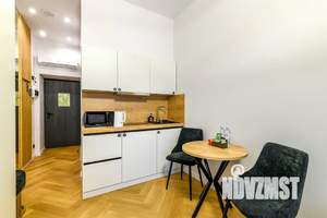 1-к квартира, посуточно, 21м2, -1/4 этаж