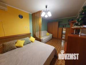 1-к квартира, посуточно, 35м2, 4/9 этаж