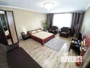 1-к квартира, посуточно, 42м2, 13/16 этаж