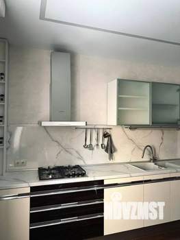 3-к квартира, на длительный срок, 140м2, 4/10 этаж