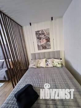 Студия квартира, посуточно, 31м2, 1/5 этаж