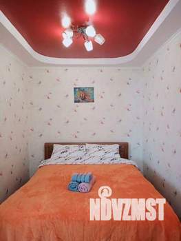 2-к квартира, посуточно, 46м2, 1/1 этаж