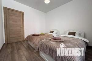 2-к квартира, посуточно, 72м2, 6/25 этаж