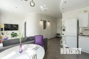 1-к квартира, посуточно, 37м2, 4/6 этаж