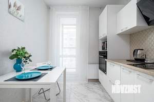 1-к квартира, посуточно, 38м2, 15/21 этаж